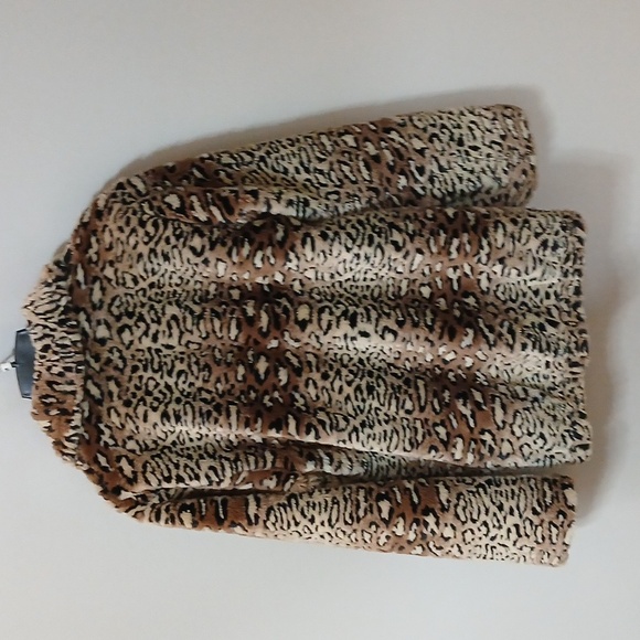 Pleasant Pheasant  faux fur jacket Animal Print GUC, Luxury,Mob Wife, Old Money - Picture 10 of 12